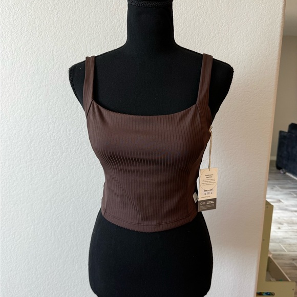 Vuori Inversion Rib Support Tank NWT Small Java Brown - Picture 5 of 15